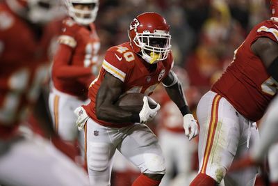 Chiefs tendering ERFA RB Derrick Gore