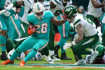 Dolphins RB Duke Johnson appears to take a shot at Baker Mayfield, Browns on Twitter