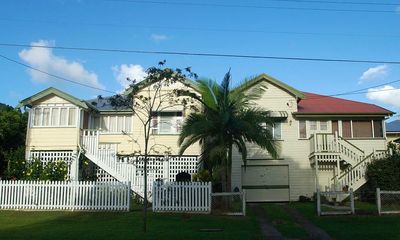 ‘Bringing huge hardship’: steep rent rises in Queensland force some to leave home towns