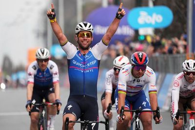 Mark Cavendish makes British cycling history with Milano-Torino victory