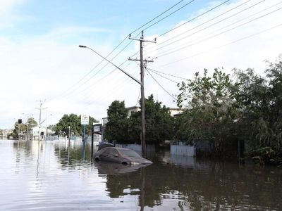 Political bun fight over NSW flood funds