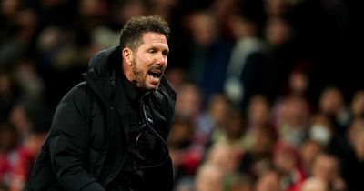 Man Utd news: Diego Simeone sends fans message as legends tell club to 'go and get him'