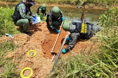 Two men held over lethal Pattani bomb blast