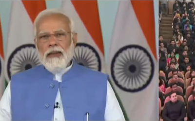 Never lose sight of the goal of evolving India into modern, self-reliant nation: PM to IAS trainees