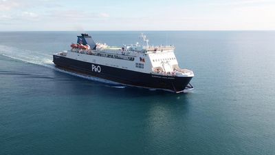 P&O Ferries: all sailings halted ahead of ‘major announcement’