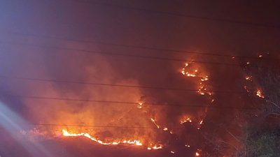 Navi Mumbai: Locals panic as massive blaze erupts on Khargar hills
