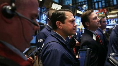 Stocks Slide, Fed Gets Hawkish, Occidental, FedEx And GameStop - Five Things You Must Know