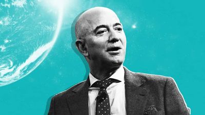 Tesla's Elon Musk Speaks Up for Ukraine, Amazon's Jeff Bezos Hasn't