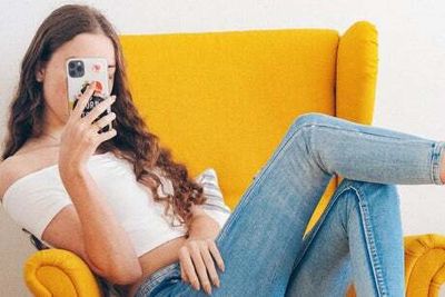How much money can social media influencers make per post?