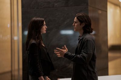 Jared Leto and Anne Hathaway recreate WeWork rise and fall