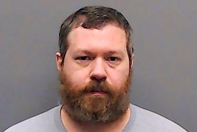 Texas man accused of fatally shooting 2 dentists at clinic