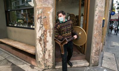 ‘Just not the right time’: Victoria urged to keep mask rules for key workers
