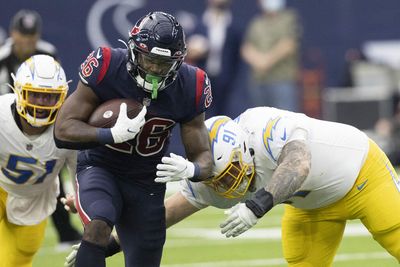 Texans bring back RB Royce Freeman on a 1-year contract