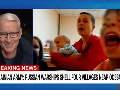 Cute kids steal the show during CNN interview of Ukrainian mother