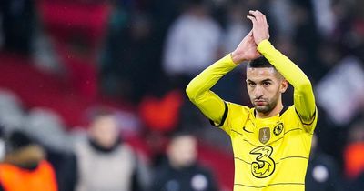 Manchester United decision could point towards shock transfer for 'brilliant' Chelsea star