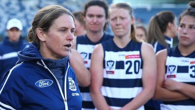 Essendon hires Natalie Wood as inaugural head coach of AFLW team