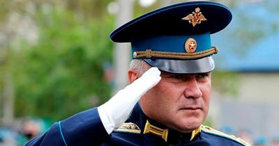 Putin's paratroopers facing 'massacre' in Ukraine, stalling his invasion plan