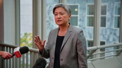 Labor senators Penny Wong, Kristina Keneally and Katy Gallagher make joint statement about Kimberley Kitching bullying allegations