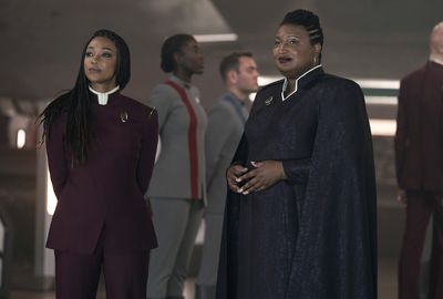 Stacey Abrams boldly goes to "Star Trek"