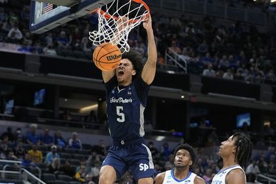 Saint Peter’s fans went ballistic as the No. 15 Peacocks upset No. 2 Kentucky
