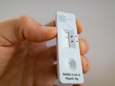 WA records slight dip in new virus cases