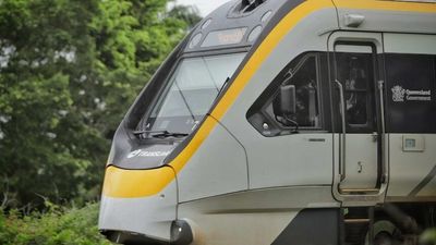 South-east Queensland rail commuters warned of widespread Easter train network closures, disruption