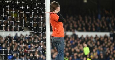 Eddie Howe refuses to use protester as excuse for Newcastle United defeat at Everton