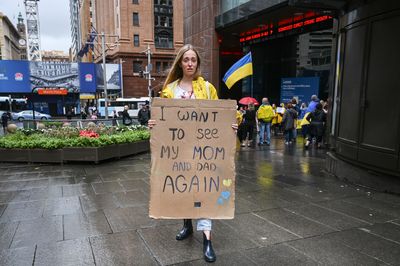 In Australia, Russians and Ukrainians unite against Putin’s war