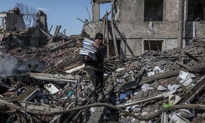 Friday briefing: Biden to warn Xi over helping Russia