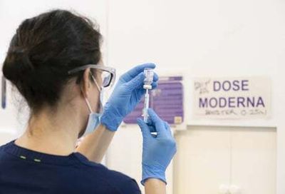 Moderna seeks emergency authorisation for second Covid booster in US