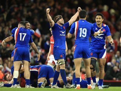 France determined to crown resurgence against wounded England in Six Nations finale