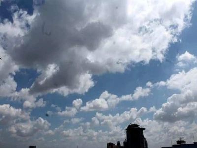 Clear skies in Delhi, air quality 'poor'