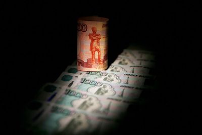 The New Economic Containment