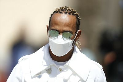 Hamilton vows to be a more aggressive driver in F1 2022