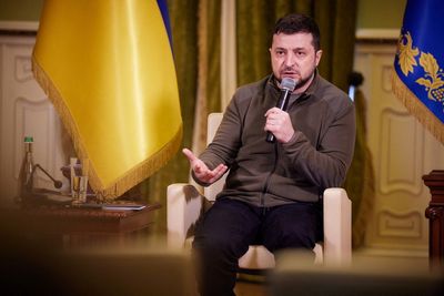 Ukraine president says he expects progress on EU membership bid within months