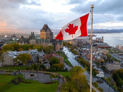 Canada removes travel testing from 1 April