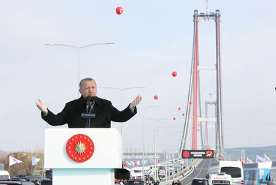 Erdogan opens huge suspension bridge linking Europe and Asia