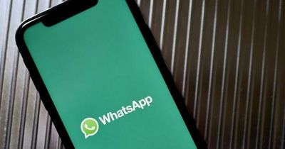 WhatsApp hack lets you read messages after people delete them