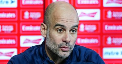Pep Guardiola sends strong message to Jurgen Klopp as Premier League title race hots up