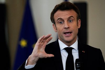 French president Macron told Putin he is "extremely concerned" about Mariupol