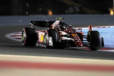 Verstappen: Ferrari "very close" on pace at F1 Bahrain GP