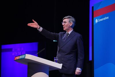 Senior Tories vow to cut taxes after rallying cry from Jacob Rees-Mogg