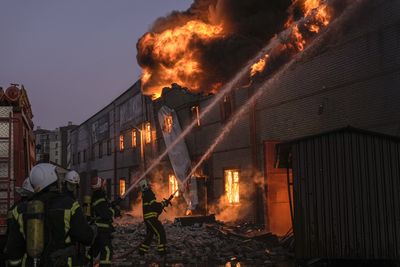 Ukraine latest updates: Ukraine urges China to condemn Russia