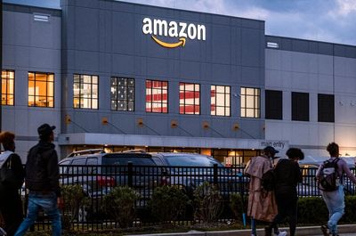 2nd Amazon warehouse in NYC to hold union election in April