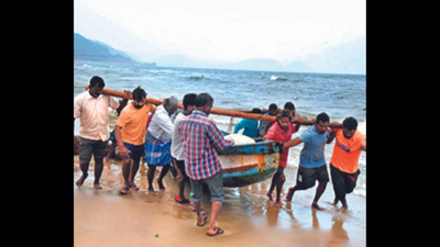 Help resolve Andhra Pradesh and Tamil Nadu fishermen conflict: MP M Gurumoorthy