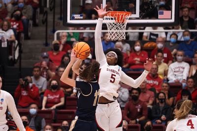 Stanford’s Fran Belibi Shows Off on Both Ends With Ridiculous Sequence Leading to Dunk