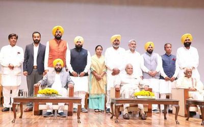 First Cabinet meet, first decision | Bhagwant Mann throws open 25,000 government jobs in Punjab