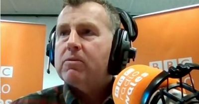 'You stab your friends in the back!' Nigel Owens caught out by Jiffy's prank call live on air