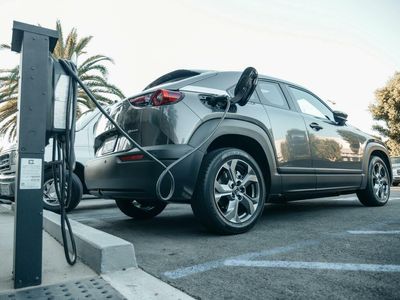 EV Week In Review: Musk Muses Over 'Master Plan Part 3,' Price Hikes Order Of Day Amid Input Cost Inflation, Ford Lays Out Europe EV Plans And More
