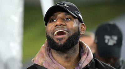 LeBron James Celebrates the Browns Trading for Deshaun Watson on Twitter